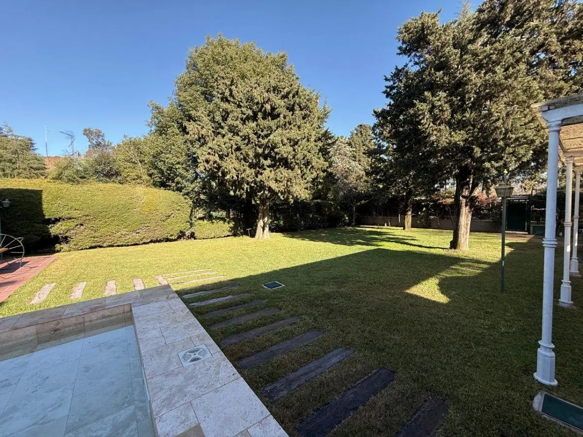 Excelente Casa en barrio de Casas Quintas! 2