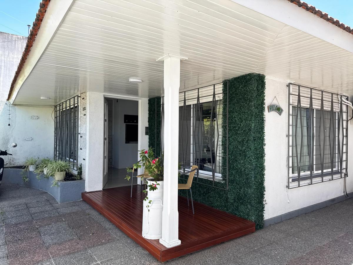 Venta Casa Quilmes Oeste 4 Ambientes, 3 Dorm, 2 Baños 3