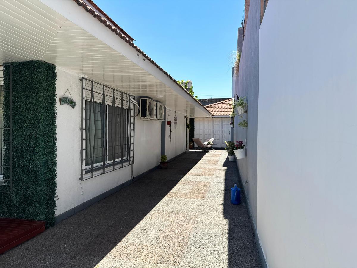 Venta Casa Quilmes Oeste 4 Ambientes, 3 Dorm, 2 Baños 4
