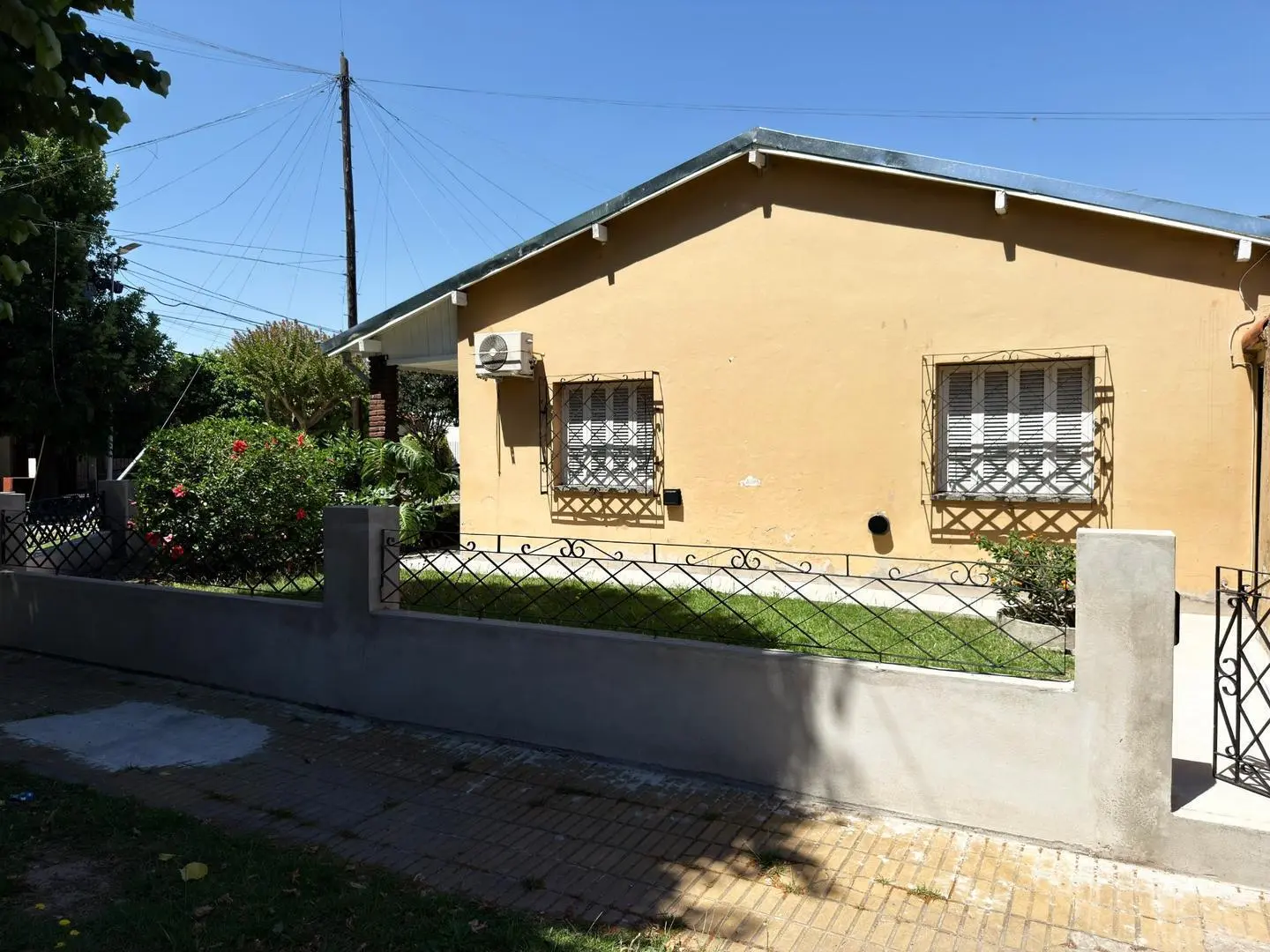Venta Casa Wilde 3 ambientes, 2 dorm, 1 baño 4