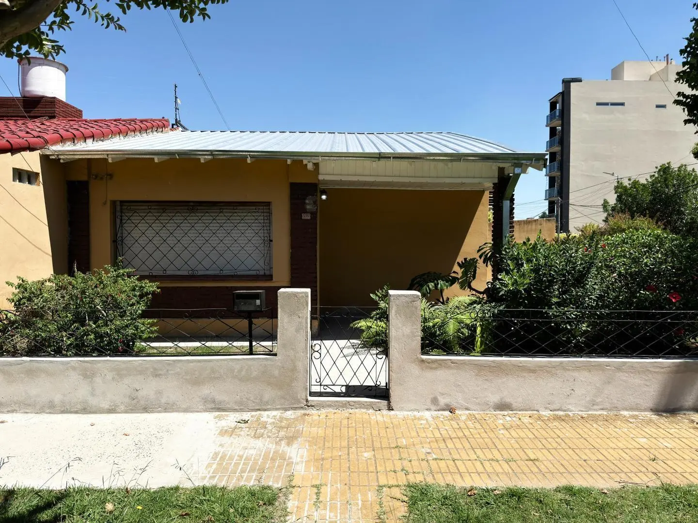 Venta Casa Wilde 3 ambientes, 2 dorm, 1 baño 1