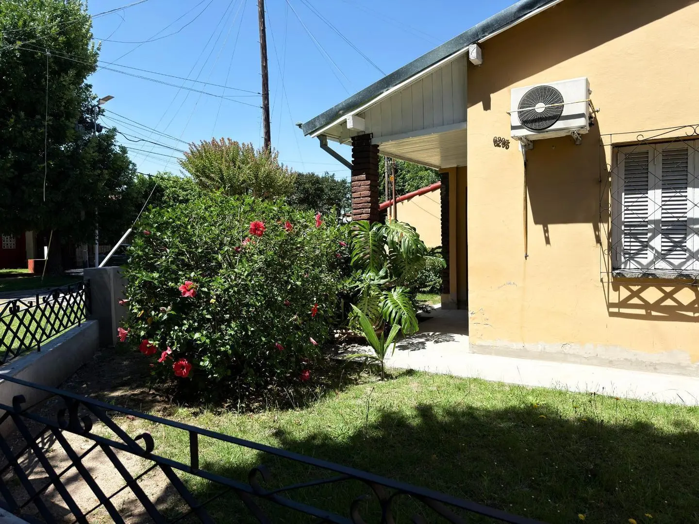 Venta Casa Wilde 3 ambientes, 2 dorm, 1 baño 3
