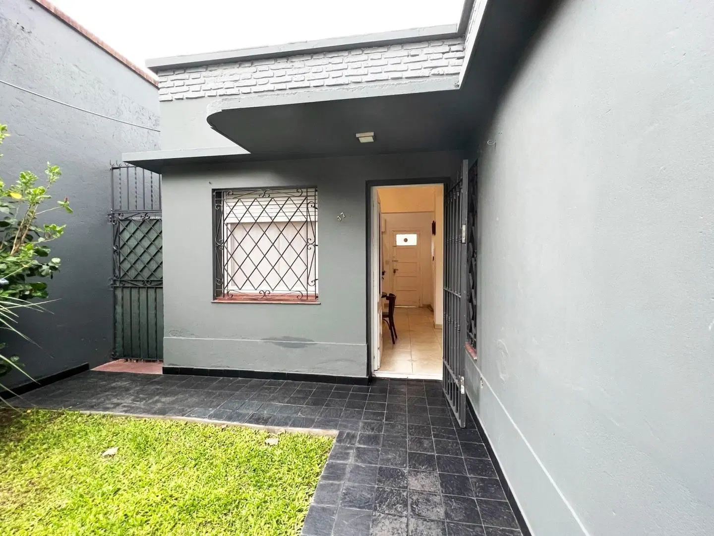 Casa 3 Ambientes Con Cochera Venta Don Bosco 2