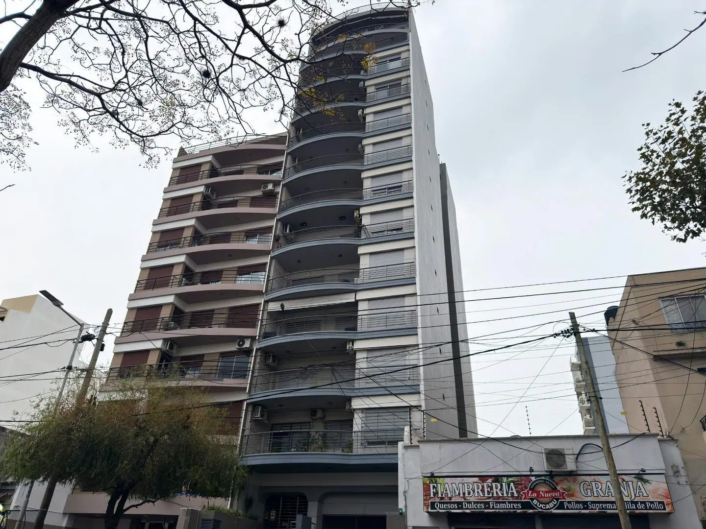 Venta Departamento Wilde 3 ambientes, 2 dorm, 2 baños 4