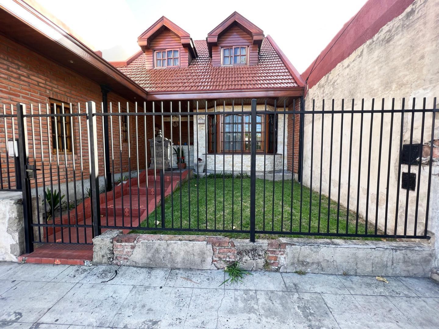 Alquiler Casa Tipo PH, 3 Amb, 2 Dorm. Baño