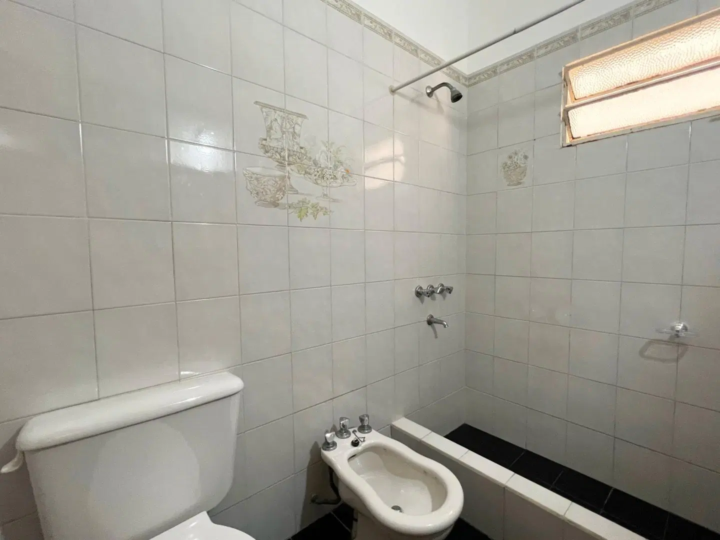 Alquiler Casa Tipo PH, 3 Amb, 2 Dorm. Baño 3