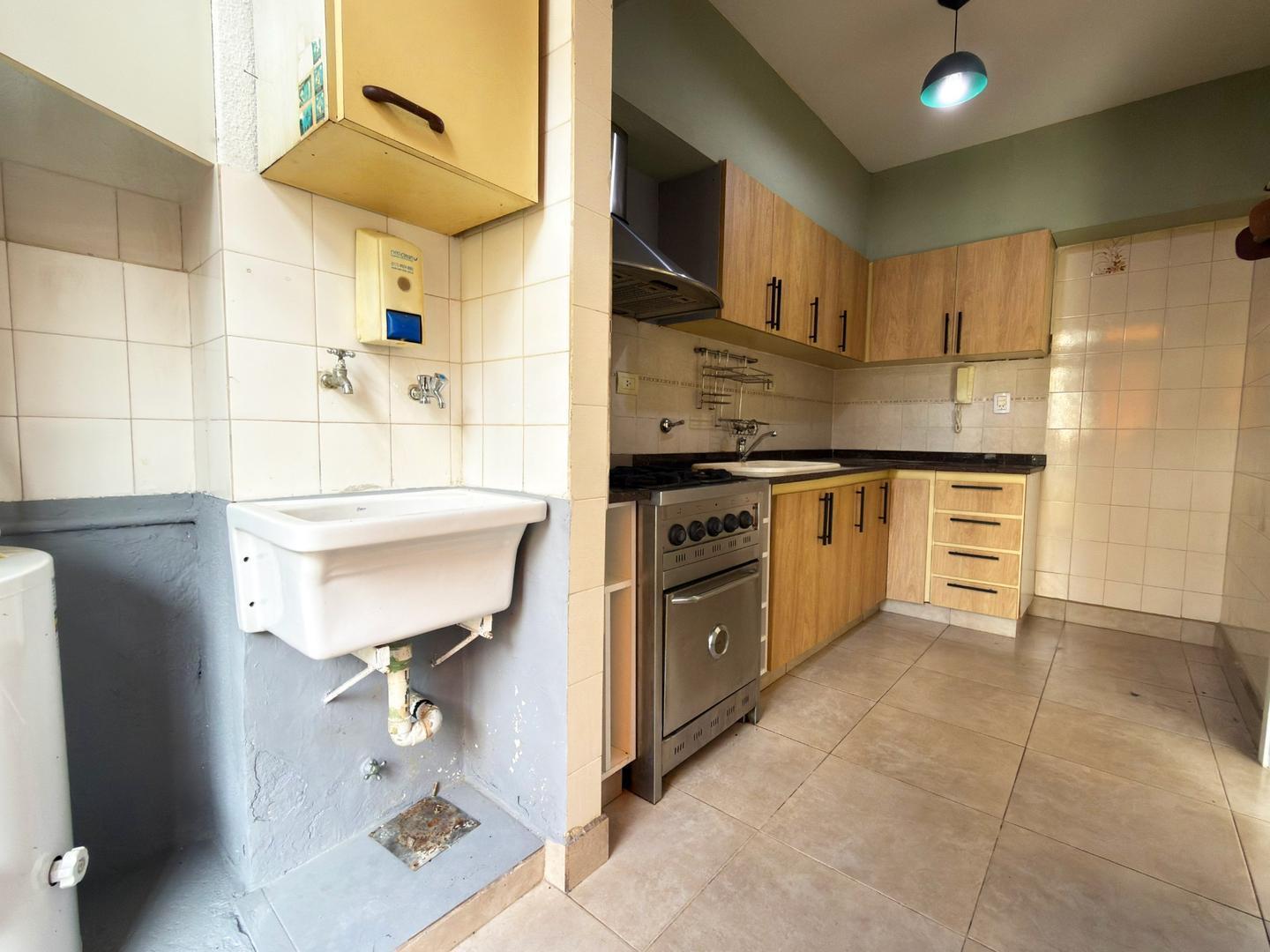 Foto de Venta Departamento Wilde 4 ambientes, 3 dorm, 1 baño, imagen 2