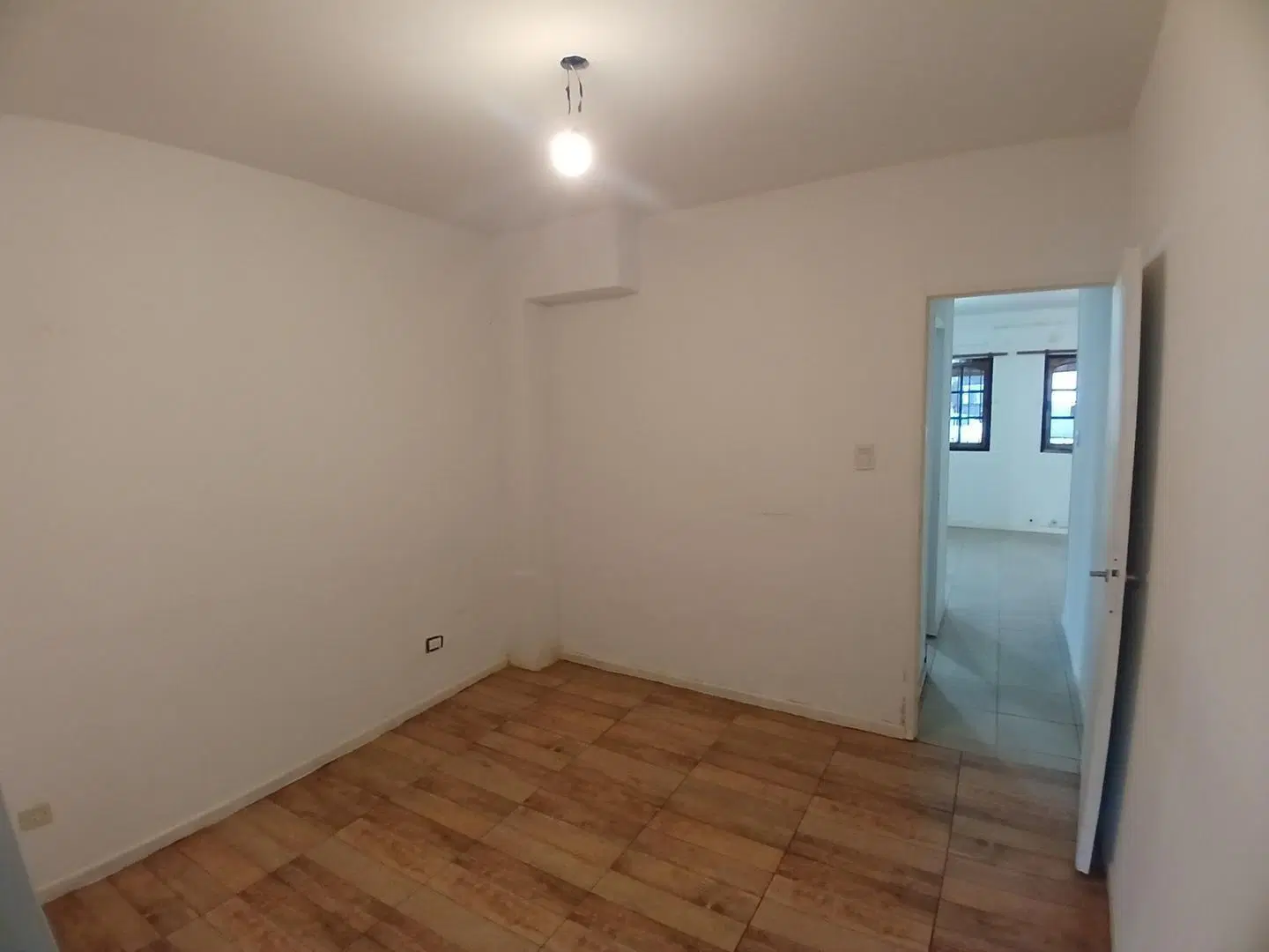 Alquiler PH T/ Casa Wilde, 3 Amb, 2 Dorm. Baño, Cochera 4