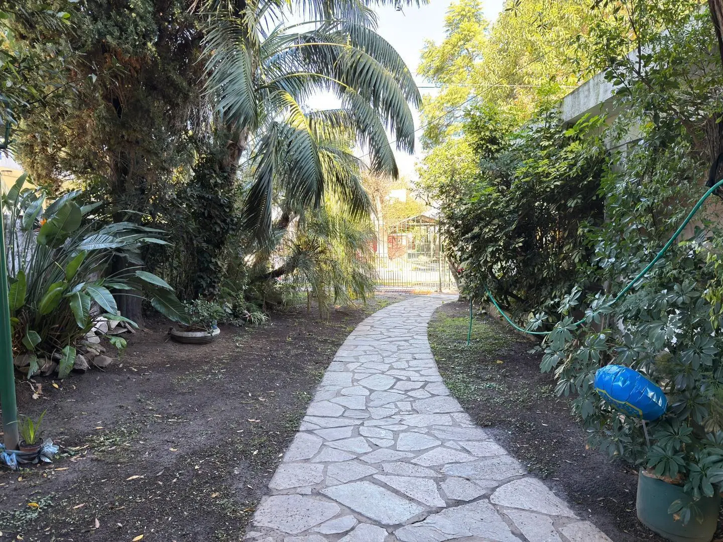 Venta Casa Don Bosco 4 ambientes, 3 dorm, 2 baños 5