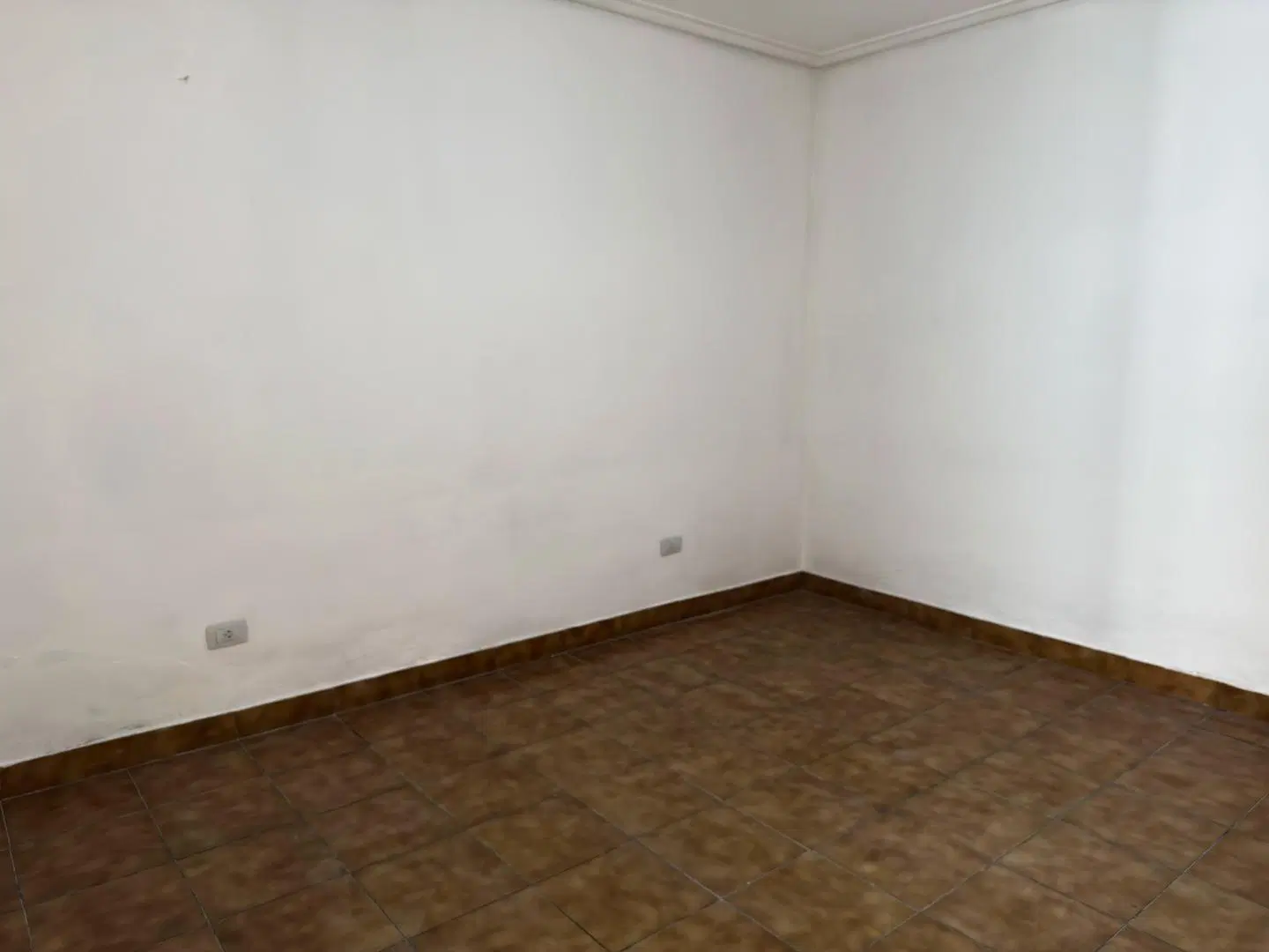 Venta PH Sarandi 3 ambientes, 2 dorm, 1 baño 3