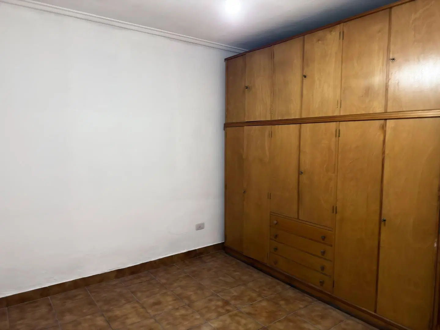 Venta PH Sarandi 3 ambientes, 2 dorm, 1 baño 5