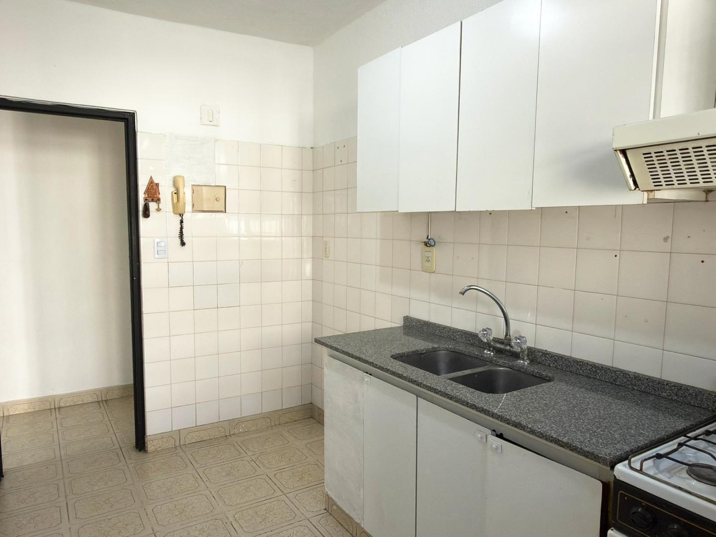 Foto de Venta Departamento Wilde 4 ambientes, 3 dorm, 1 baño, imagen 1