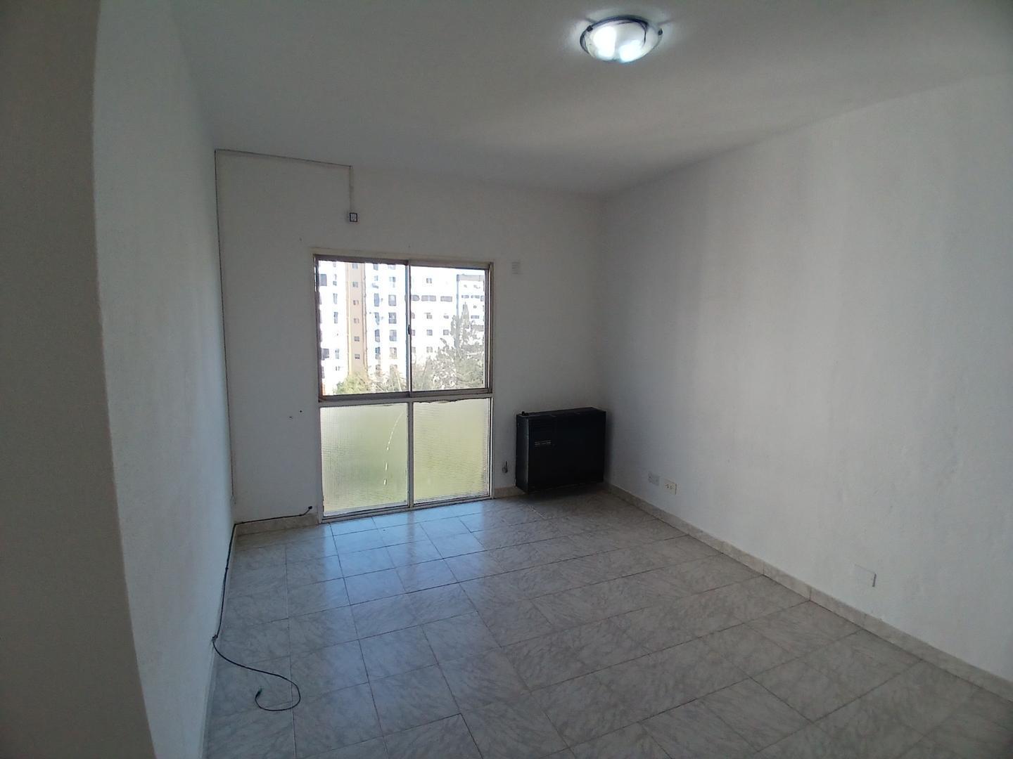 Foto de Alquiler Departamento Wilde, 3 Ambientes, 2 Dorm. 1 Baño, imagen 4