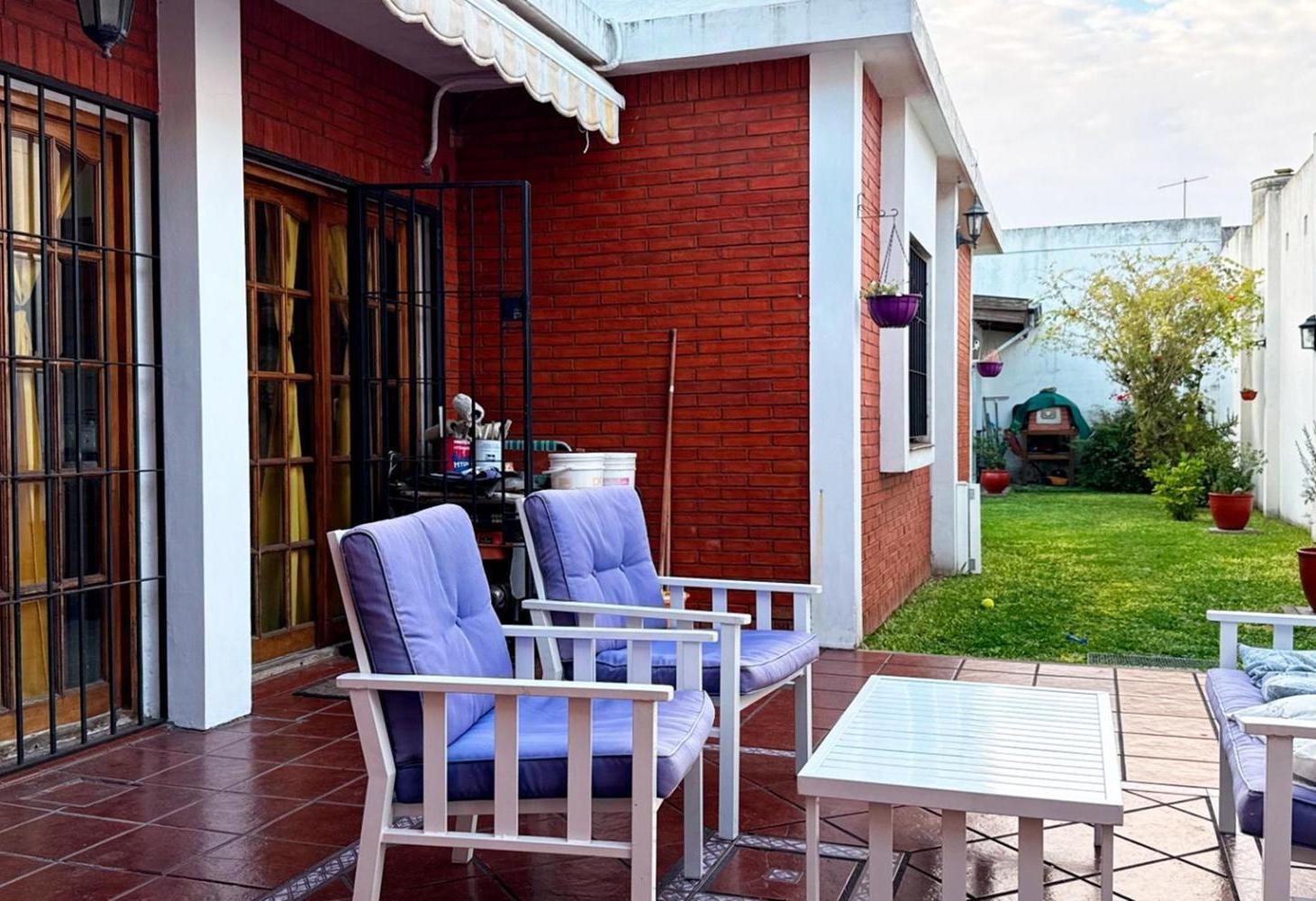 Foto de Venta Casa Don Bosco 4 ambientes, 3 dorm, 2 baños, imagen 2
