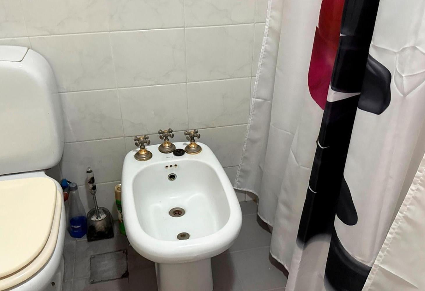 Foto de Venta Casa Don Bosco 4 ambientes, 3 dorm, 2 baños, imagen 5