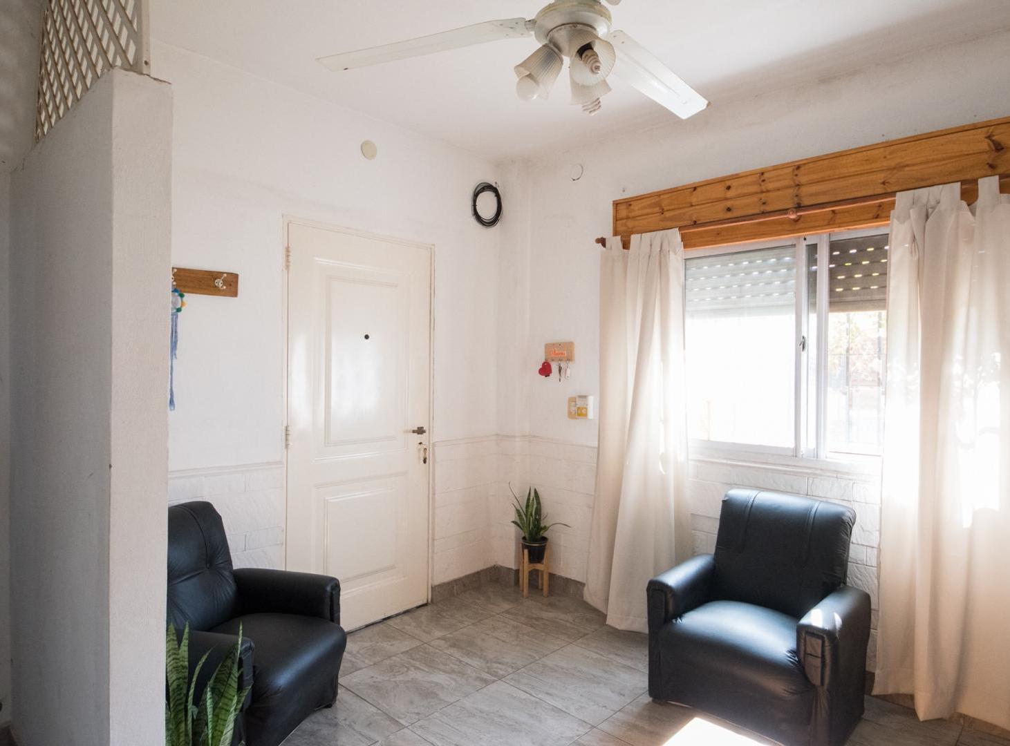 Foto de Venta PH Don Bosco 5 ambientes, 4 dorm, 3 baños, imagen 3