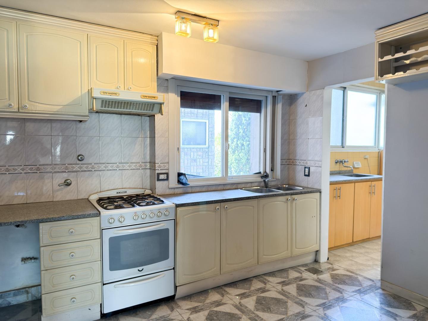 Foto de Venta Departamento Wilde 4 ambientes, 3 dorm, 3 baños, imagen 3