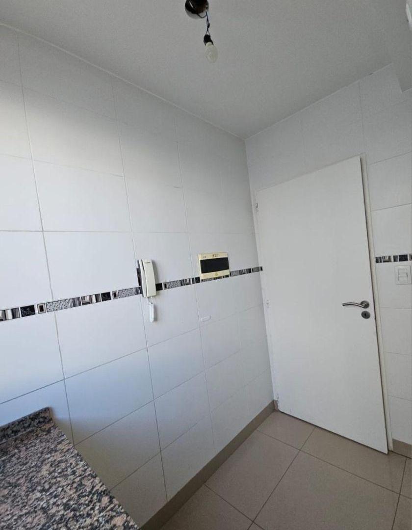 Foto de ALQUILER DE PARTAMENTO DE 2 AMBIENTES CON AMPLIO PATIO, imagen 1
