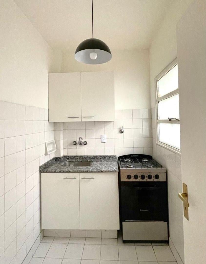 Foto de Alquiler Monoambiente Luminoso en Recoleta – Arenales 1384, imagen 4
