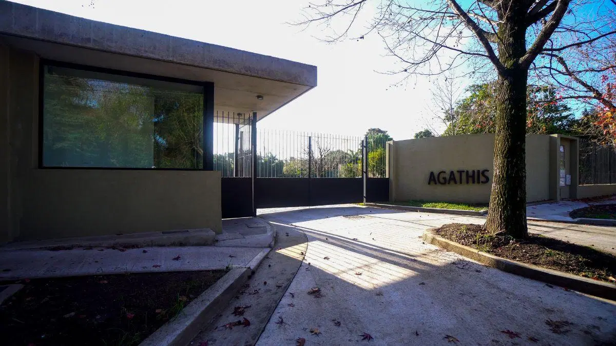 Lote listo para construir en Barrio Cerrado AGATHIS 8