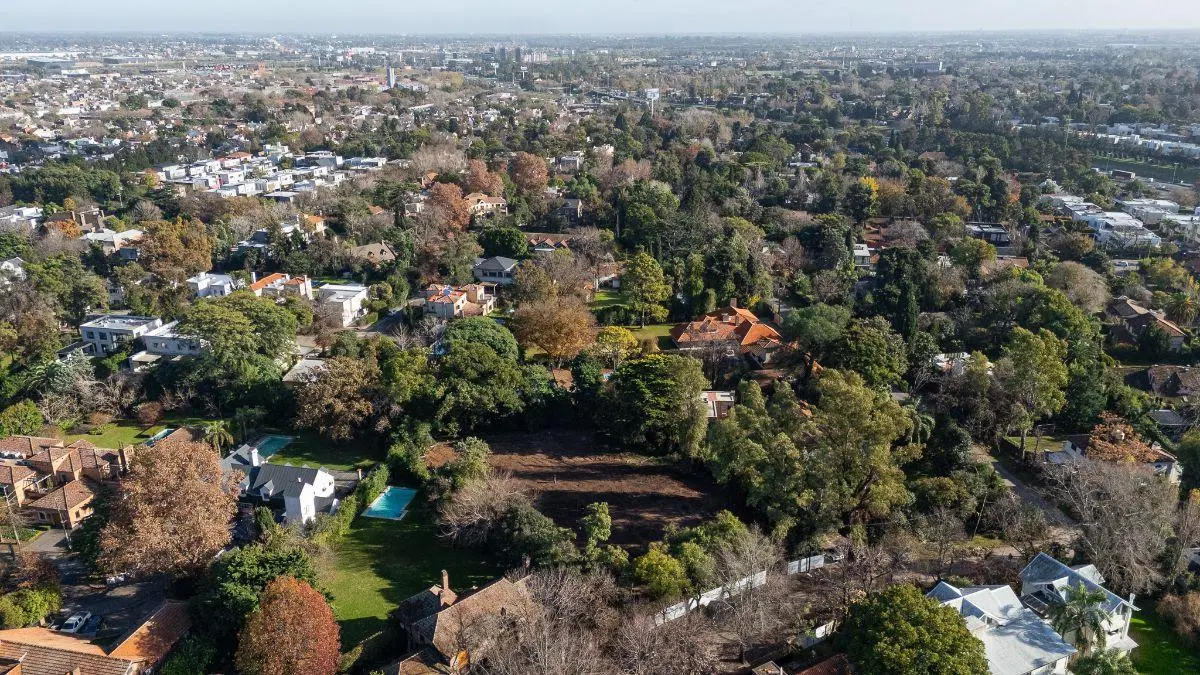 Lote de 682 m2 con excelente orientación en barrio en construcción a entregarse en Diciembre 2026 2