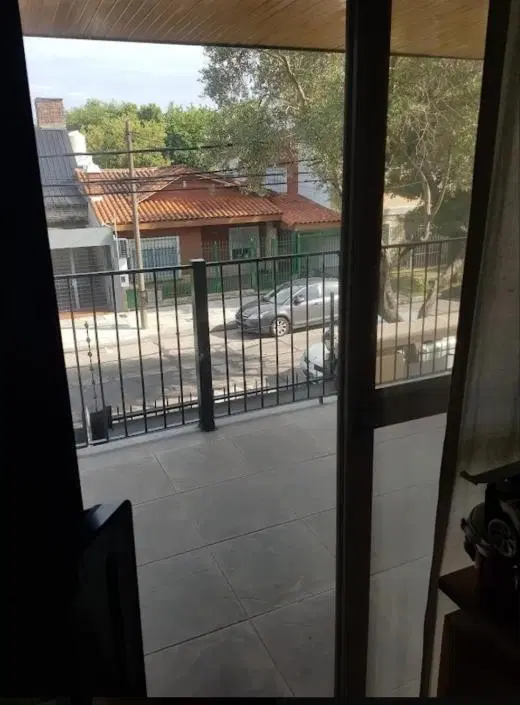 ALQUILER – CHALET DE 5 AMBIENTES EN 2 PLANTAS CON JARDÍN Y PILETA 4