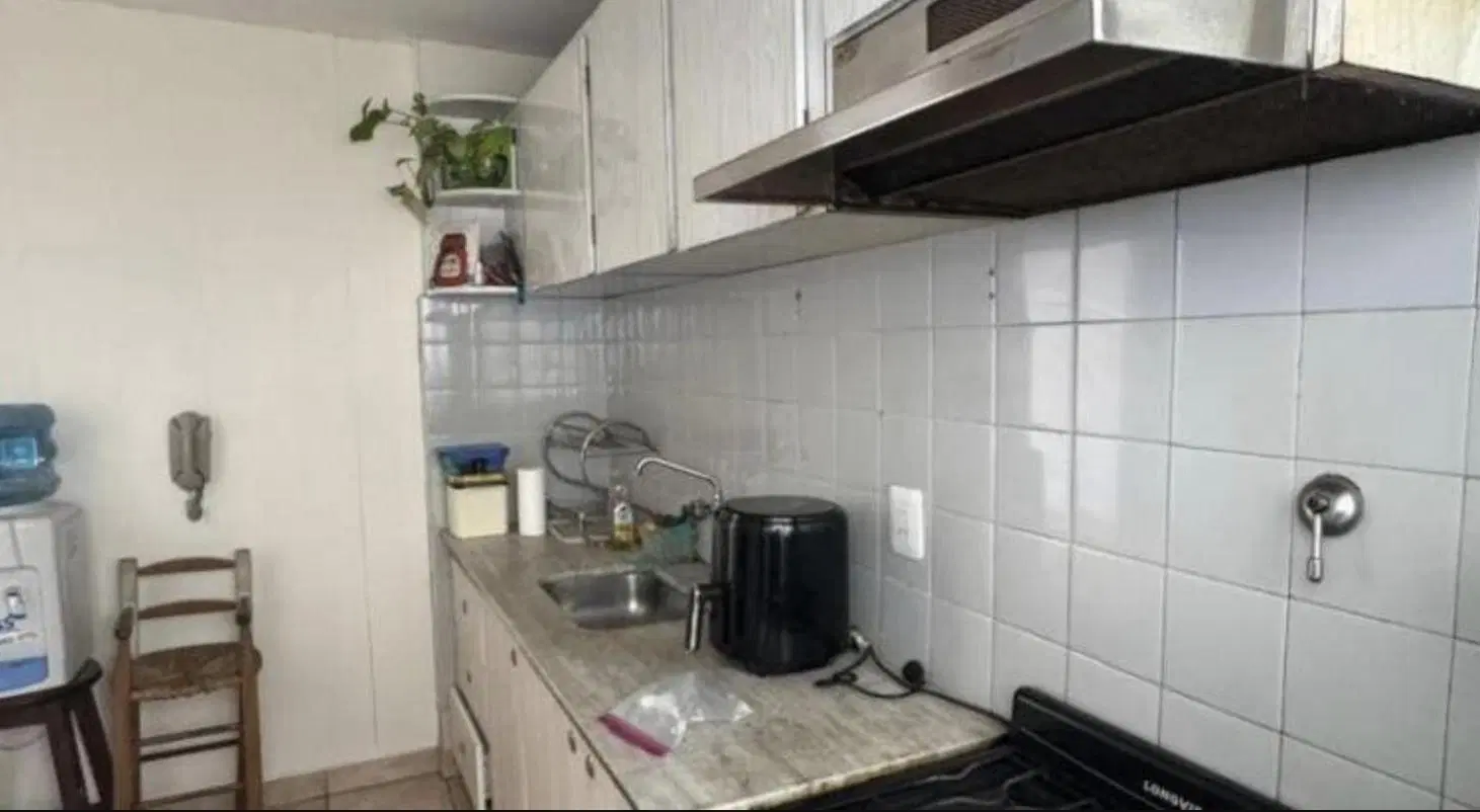 Excelente departamento. 3 Ambientes. Lomas de Zamora. 2