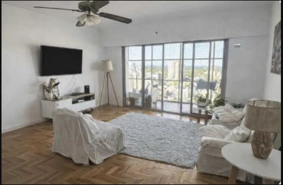 Excelente departamento. 3 Ambientes. Lomas de Zamora. 3