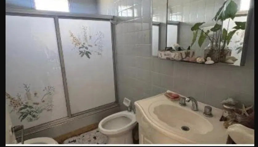 Excelente departamento. 3 Ambientes. Lomas de Zamora. 4