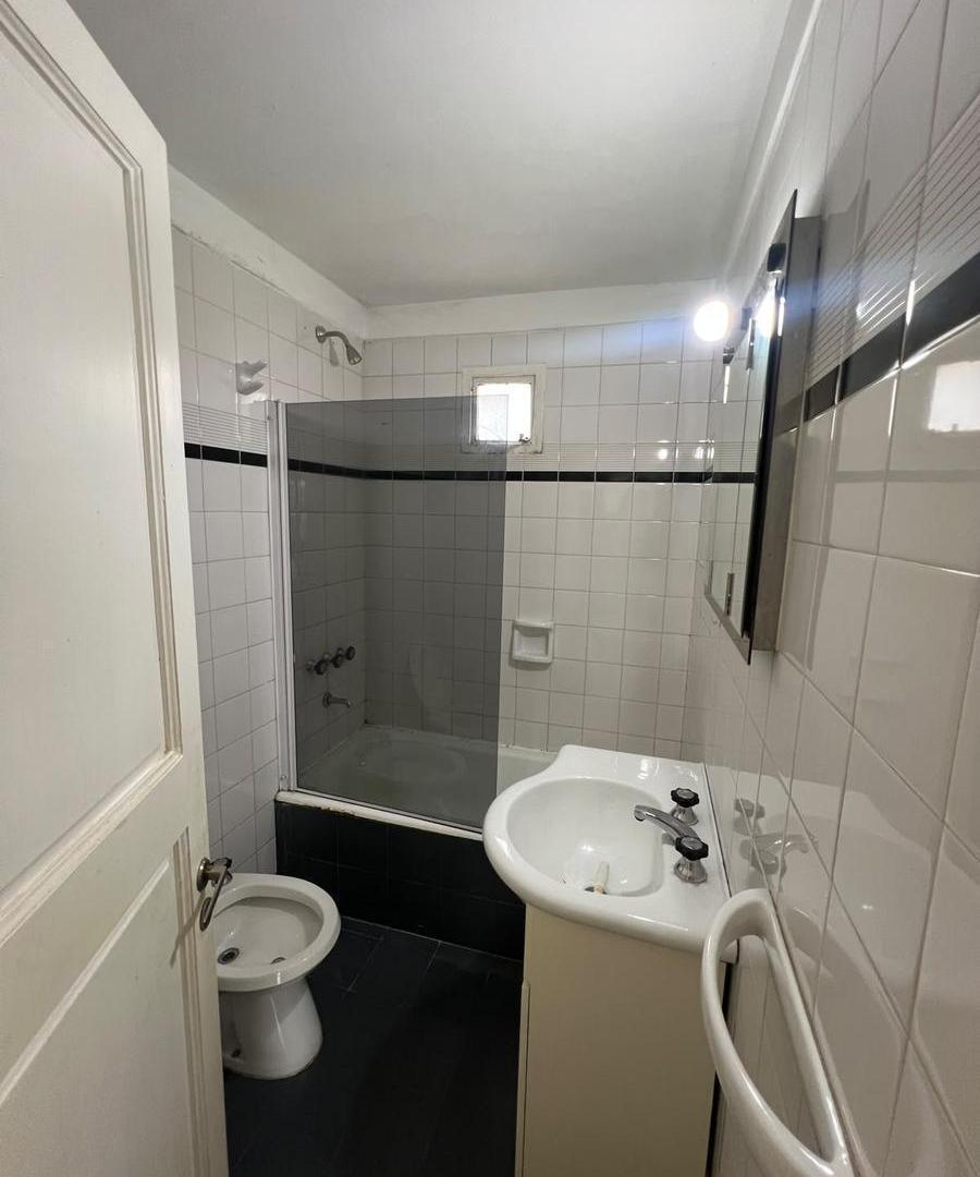 Foto de ALQUILER – 2 AMBIENTES EN OLIVOS | AV. DEL LIBERTADOR 1700, imagen 3