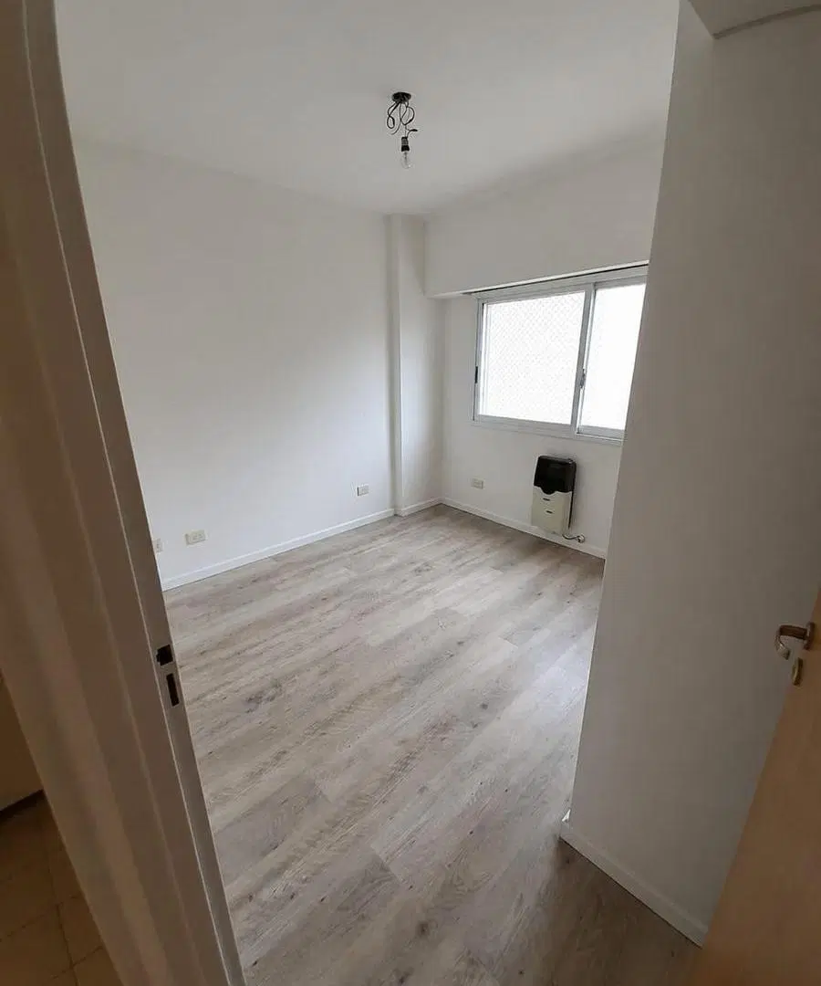 Departamento súper luminoso con vista abierta, pileta y parrilla 4