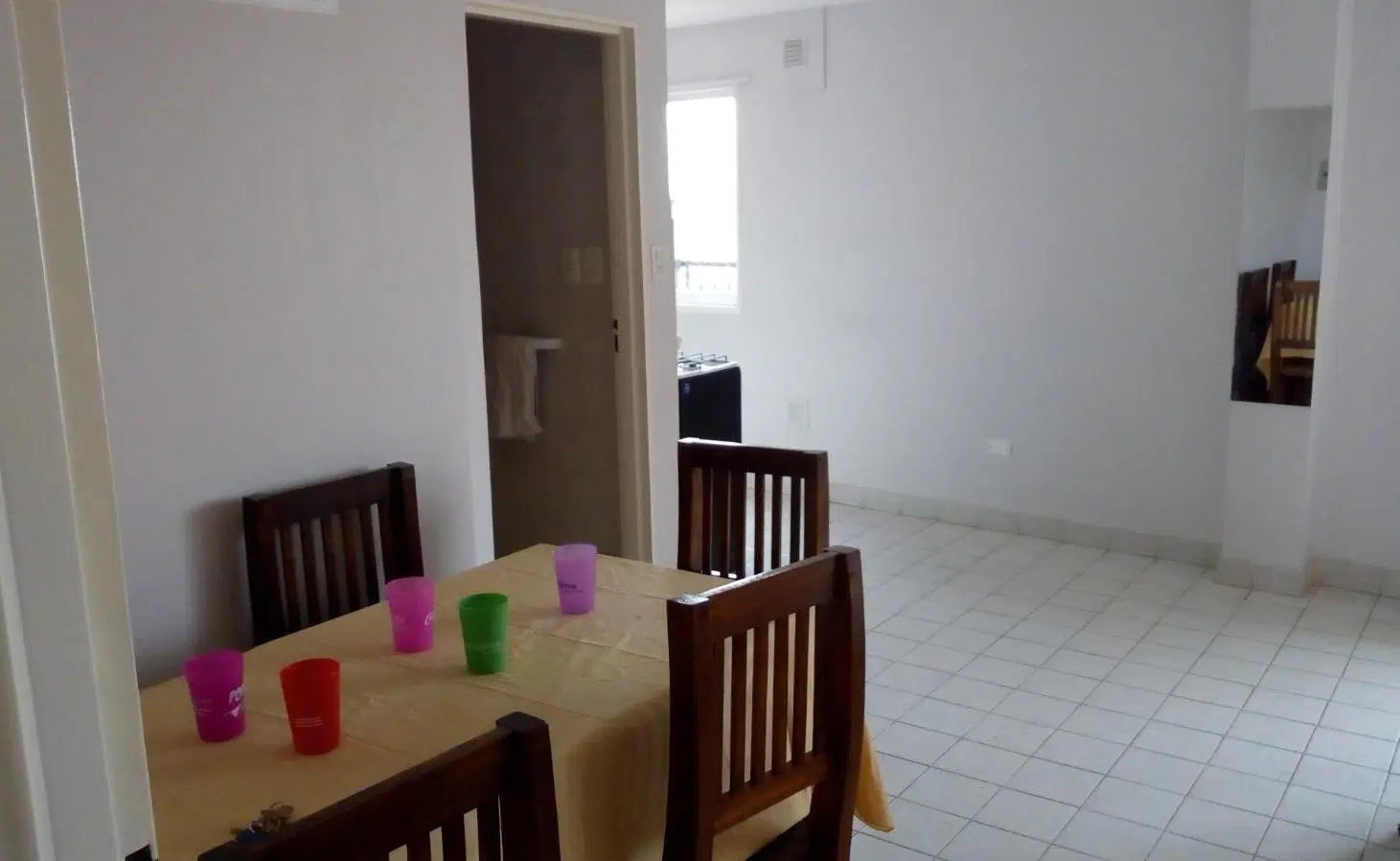 Departamento súper luminoso con vista abierta, pileta y parrilla 1