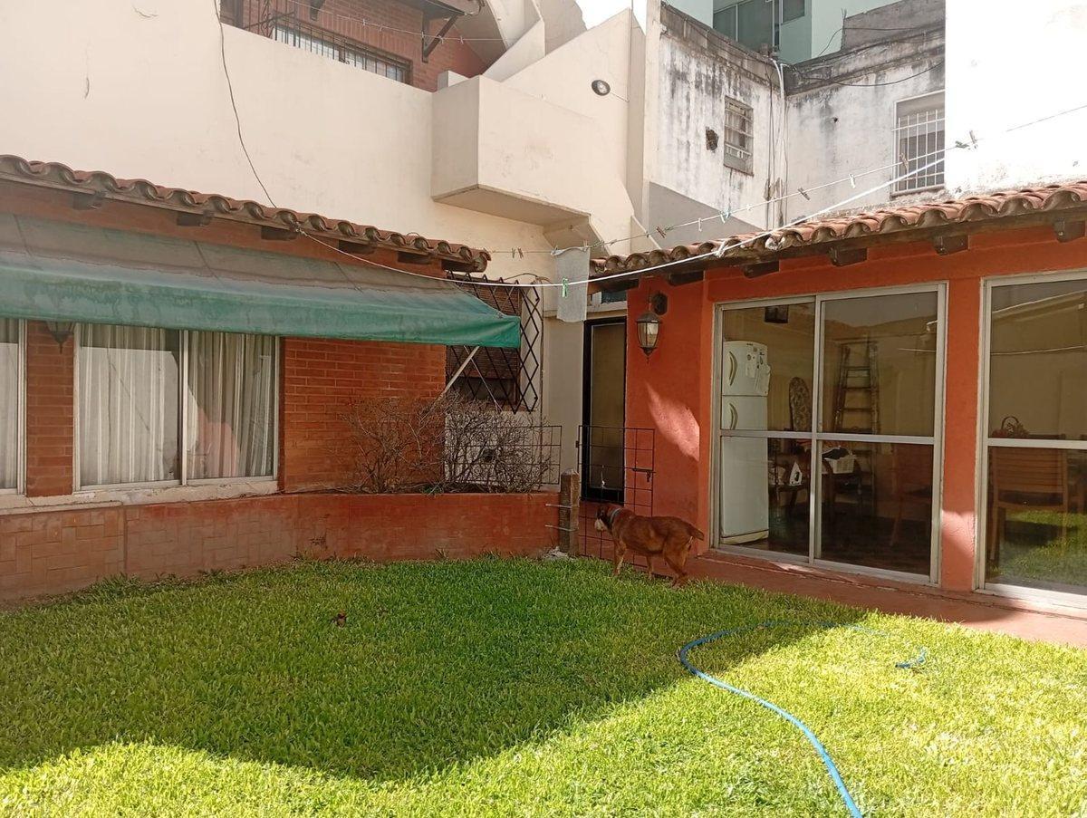 Casa Venta 5 Ambientes Liniers Ideal Dos Familias 2