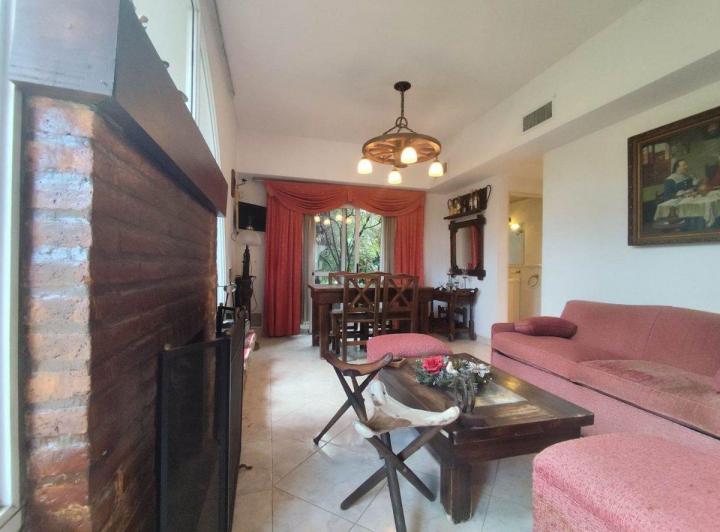 VENTA CASA 5 AMB LA REJA BARRIO CERRADO PILETA 3