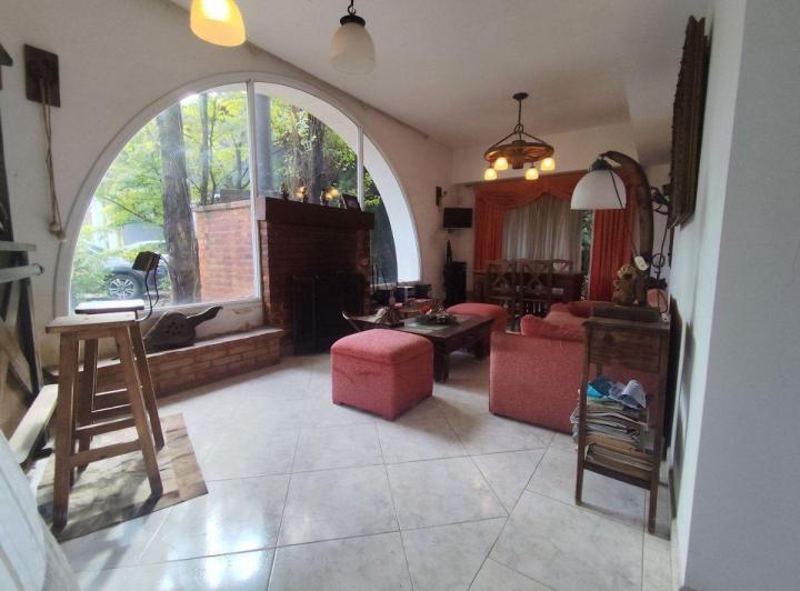 VENTA CASA 5 AMB LA REJA BARRIO CERRADO PILETA 4