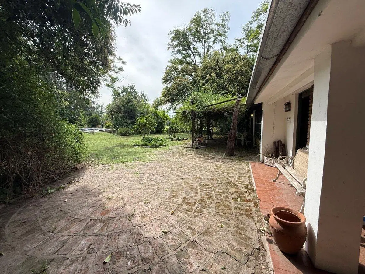 VENTA CASA QUINTA 2 AMBIENTES FCO.ALVAREZ C/PILETA 4