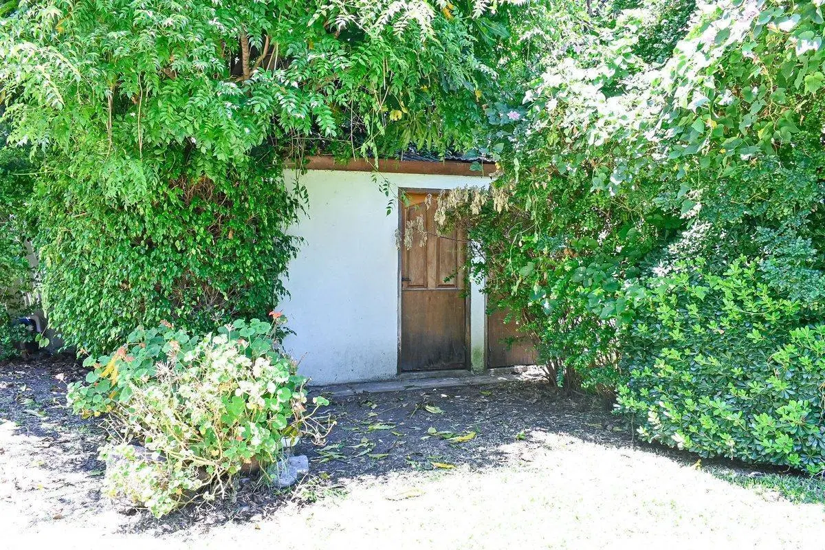 VENTA LOTE RAFAEL CALAZDA CENTRO 225M2 4