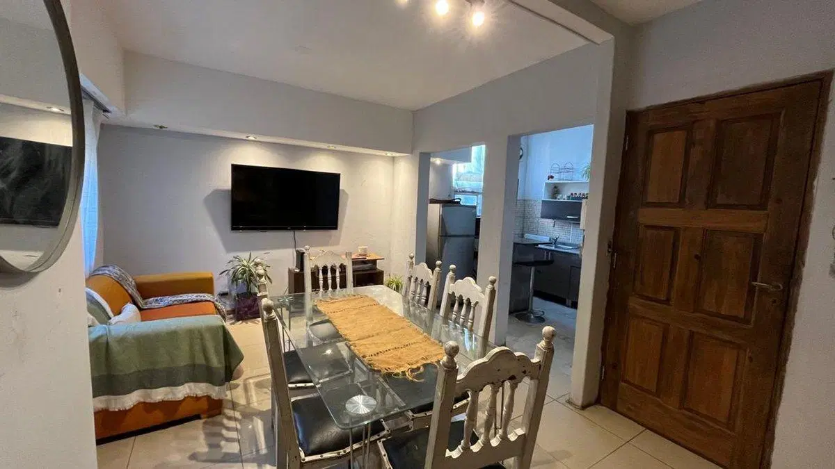 VENTA CASA 4 AMBIENTES EN LINIERS APTO CREDITO 2
