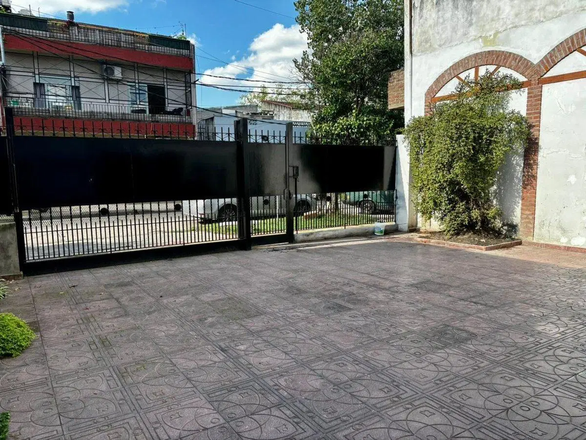 VENTA CASA 5 AMB CIUDADELA LOTE PROPIO CON GARAGE 2