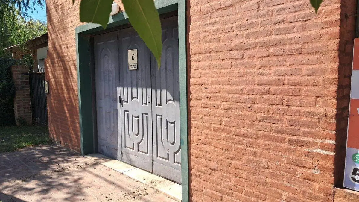 VENDE CASA 4 AMBIENTES CAÑUELAS 3