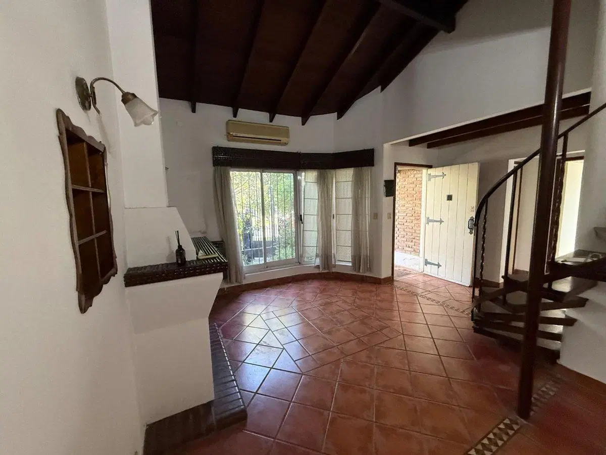 VENTA PH 6  AMB APTO CREDITO ITUZAINGO CON COCHERA 3