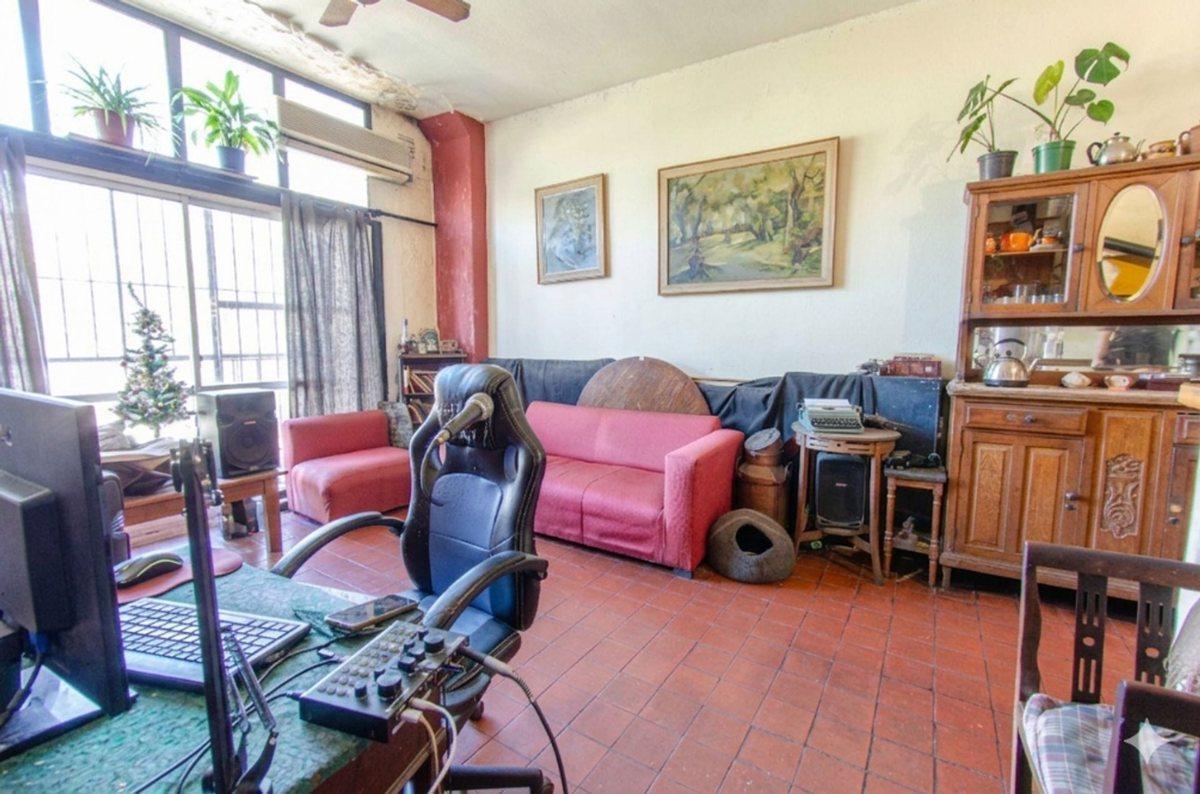 VENTA PH EN DUPLEX 2 AMB LINIERS TERRAZA PROPIA