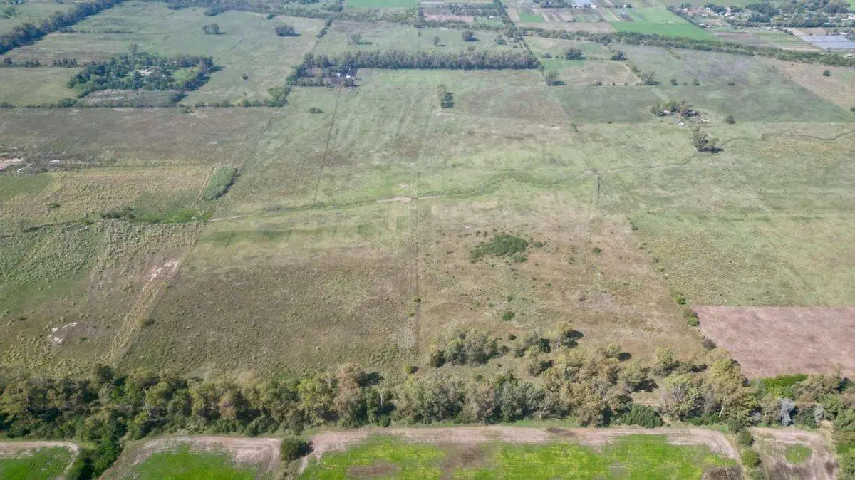 VENTA LOTES TERRENOS EN MARCOS PAZ 82 HECTAREAS 5
