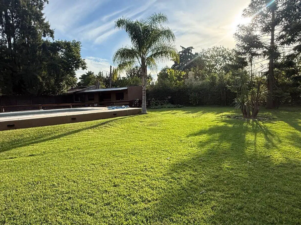 VENTA CASA QUINTA 4 AMB FCO ALVAREZ QUINCHO PILETA 2