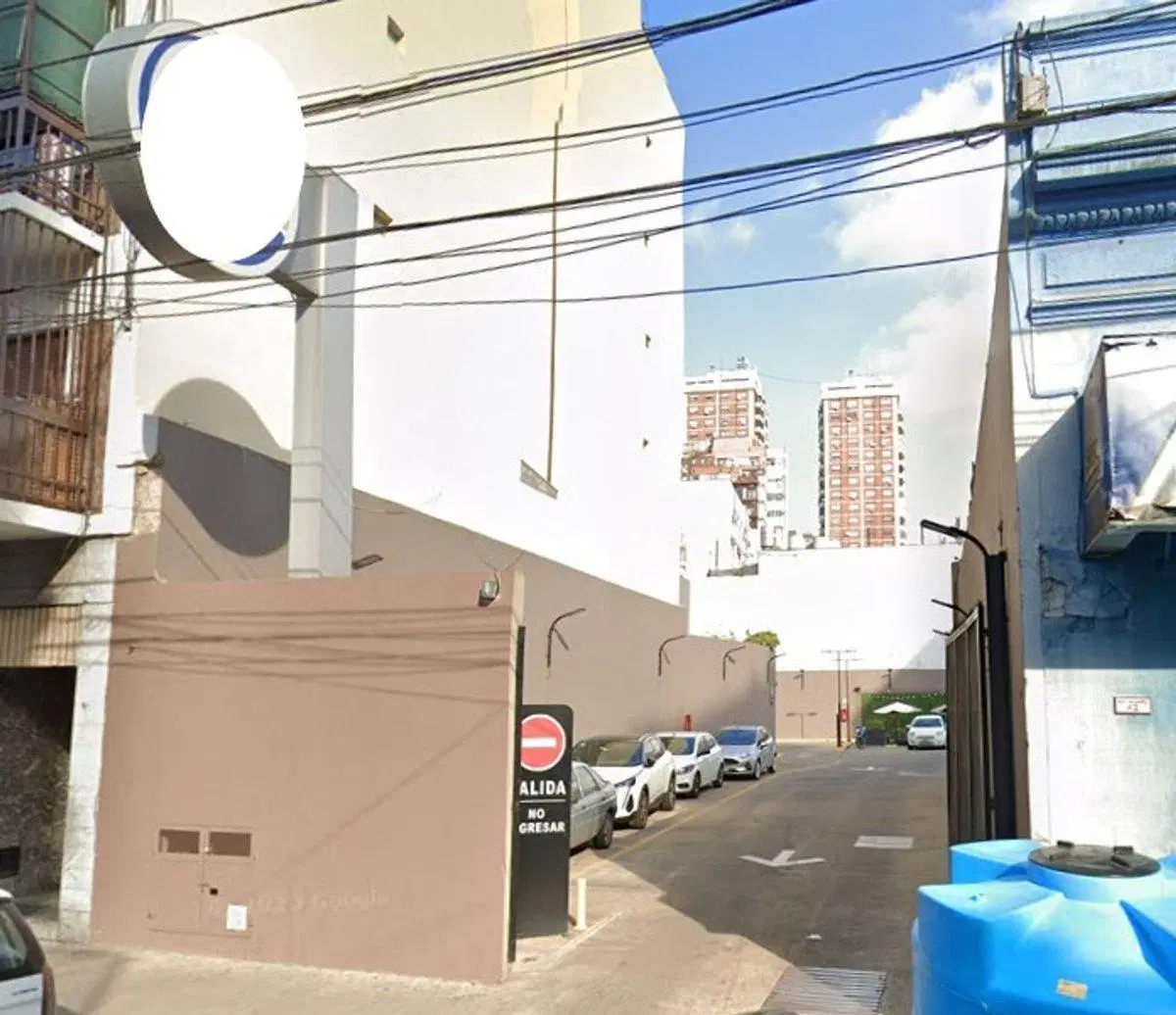 LOCAL COMERCIAL LOTE 1700M2 UBICACIÓN ESTRATEGICA 3