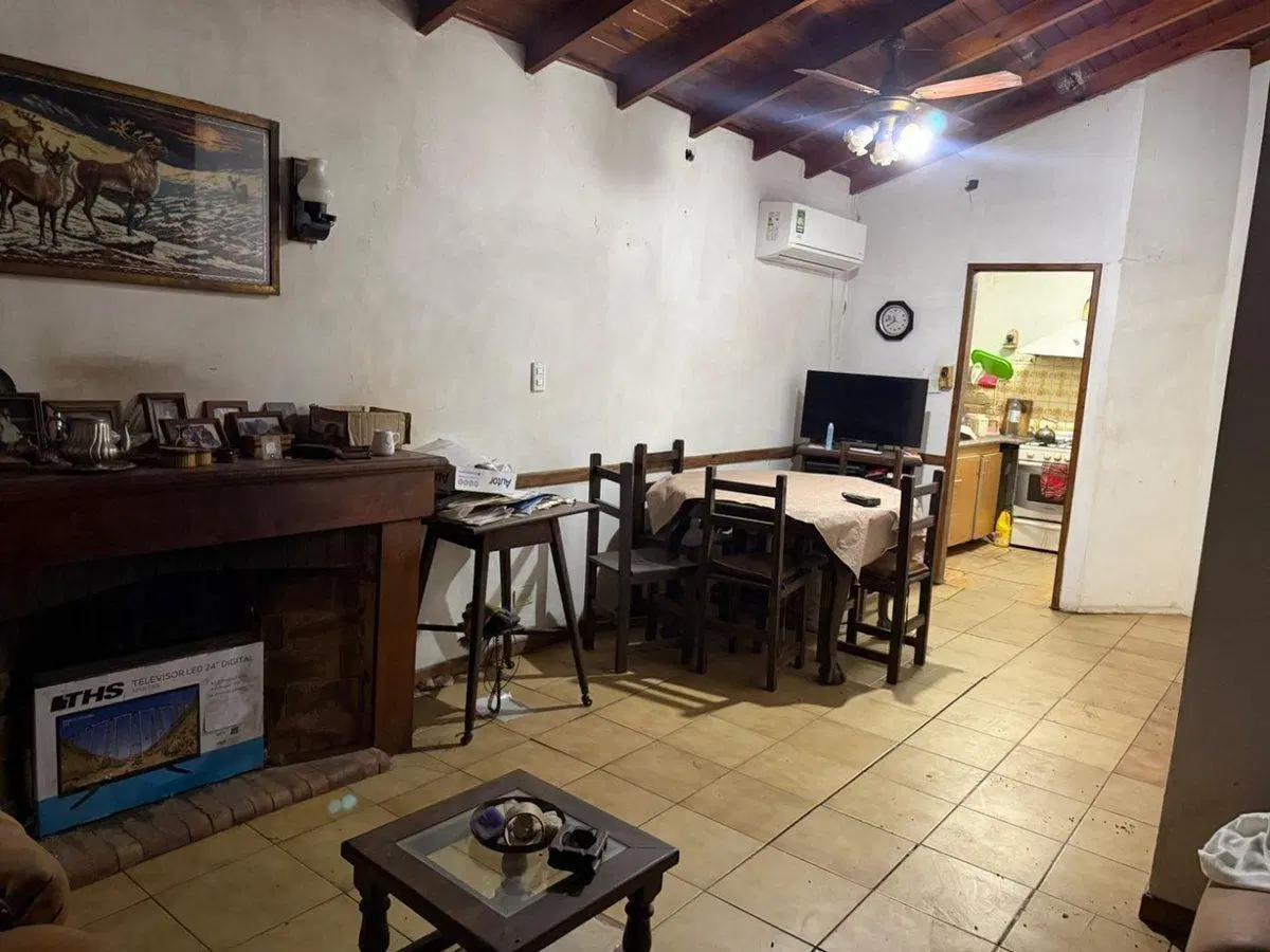 VENTA CASA QUINTA 3 AMBIENTES MORENO C/PILETA 5