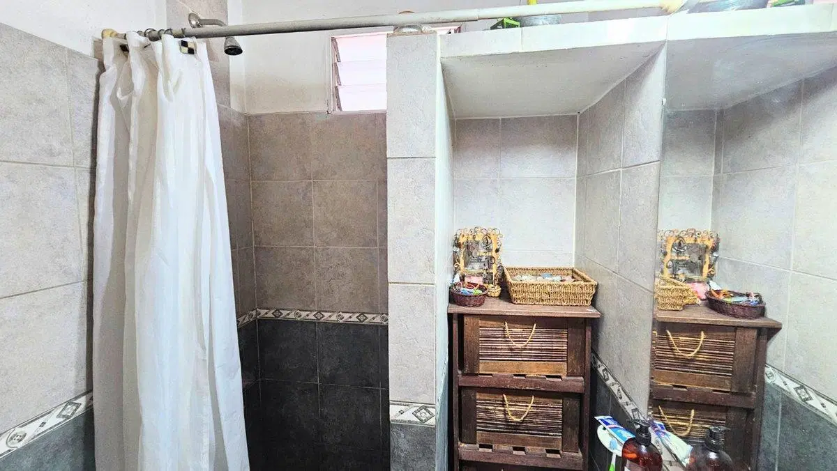VENTA PH CASA 3 AMBIENTES HAEDO CON PARQUE COCHERA 3