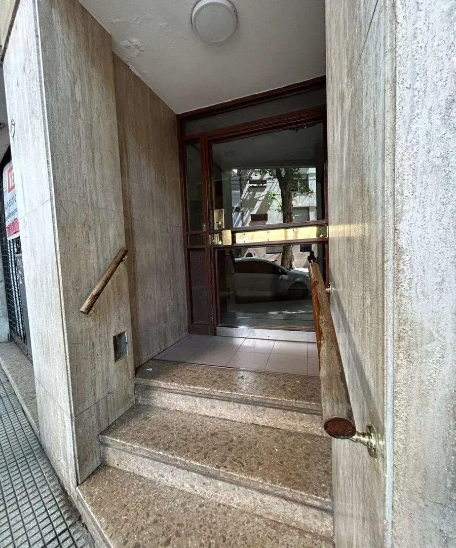 VENTA DEPARTAMENTO 3 AMB ALMAGRO CON BALCÓN 2