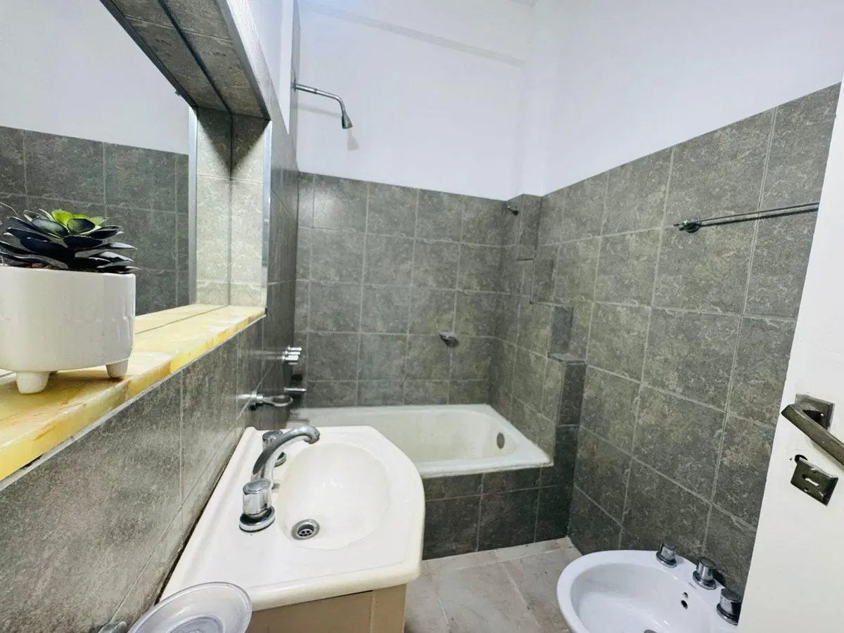 VENTA PH 2 AMB LANUS APTO CREDITO SIN EXPENSAS 4