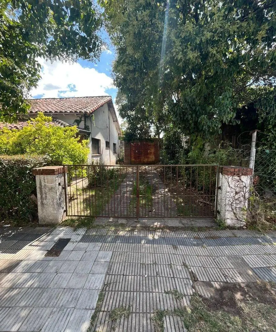 VENTA CASA 3 AMB HURLINGHAM PARA RECICLAR 2